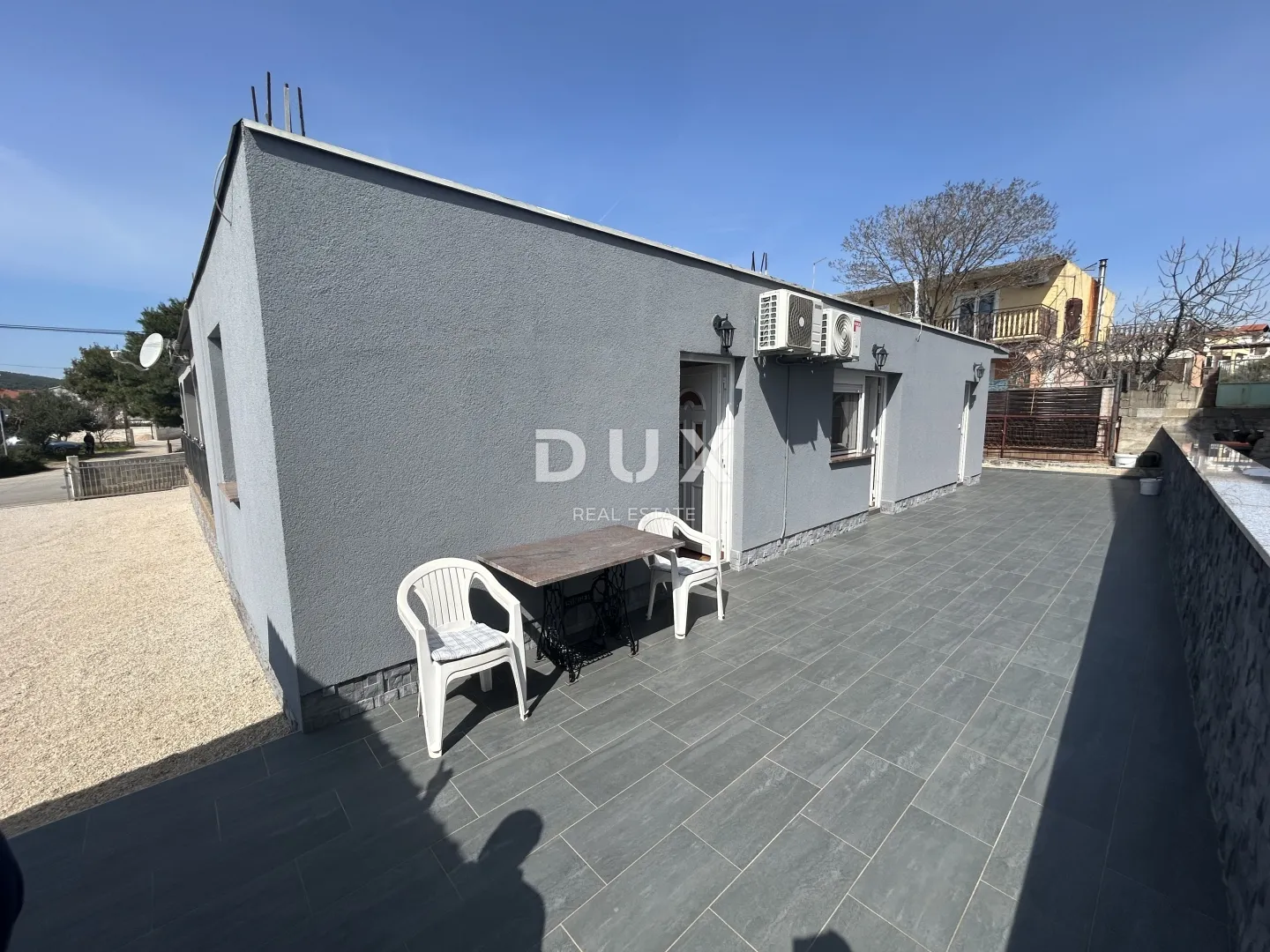 šibenik, vodice – 3 sj + mogućnost 6, parcela 920 m² - slika 7