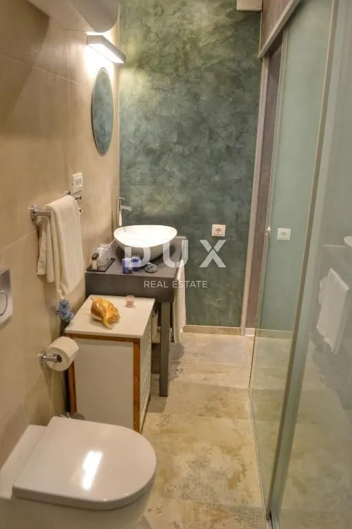 istra, rovinj - apartman u starom gradu - slika 10