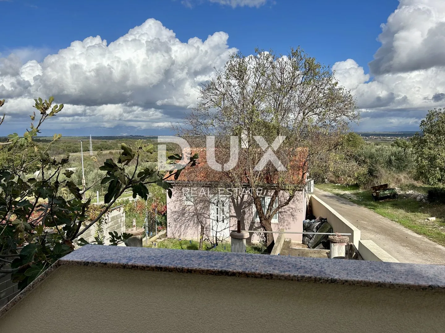 zadar, debeljak - prostrana kuća s pomoćnim objektom/apartmanom - slika 28