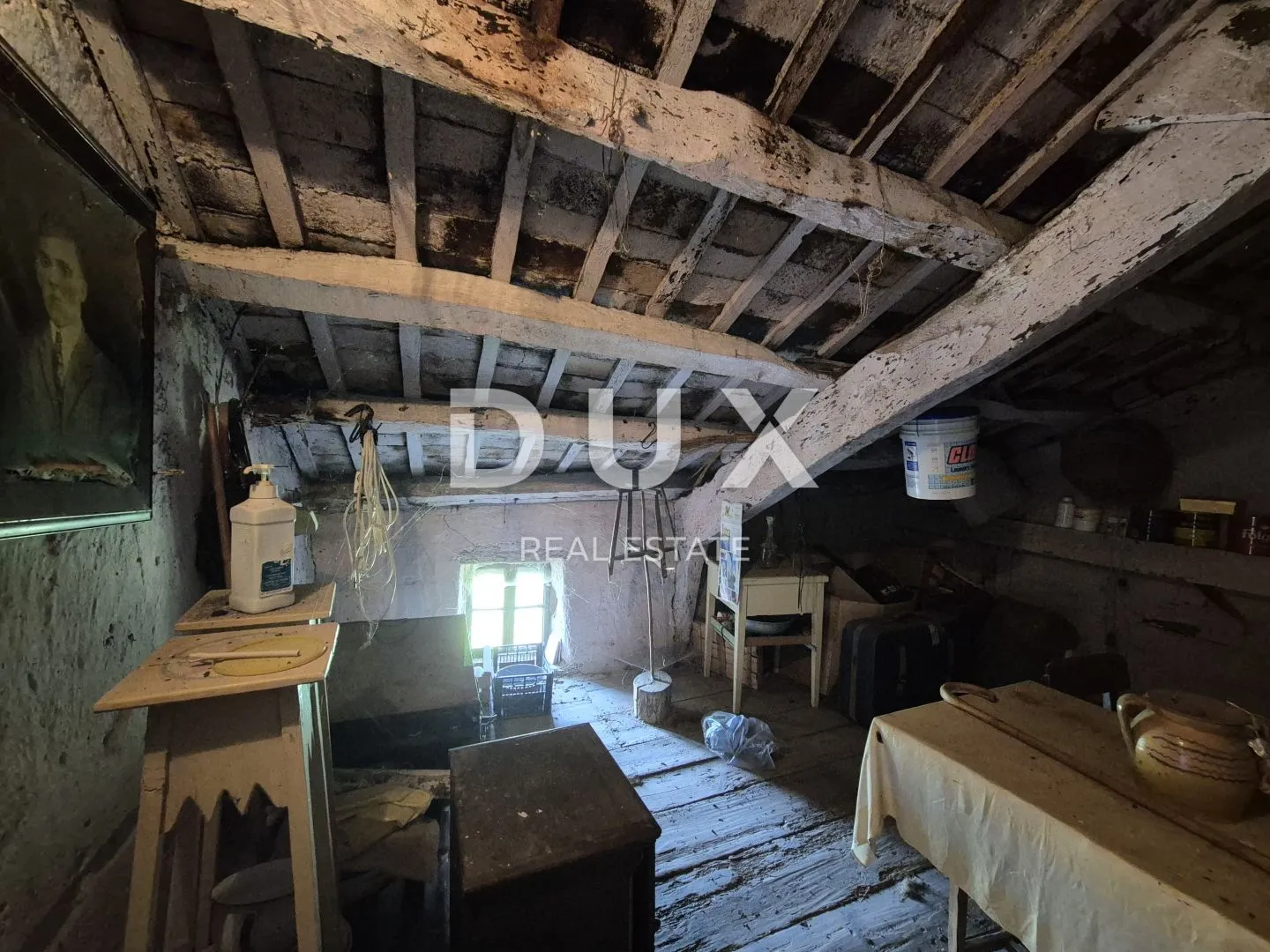 istra, labin - autentična istarska kamena kuća s pomoćnim objektom i velikom okućnicom - slika 27