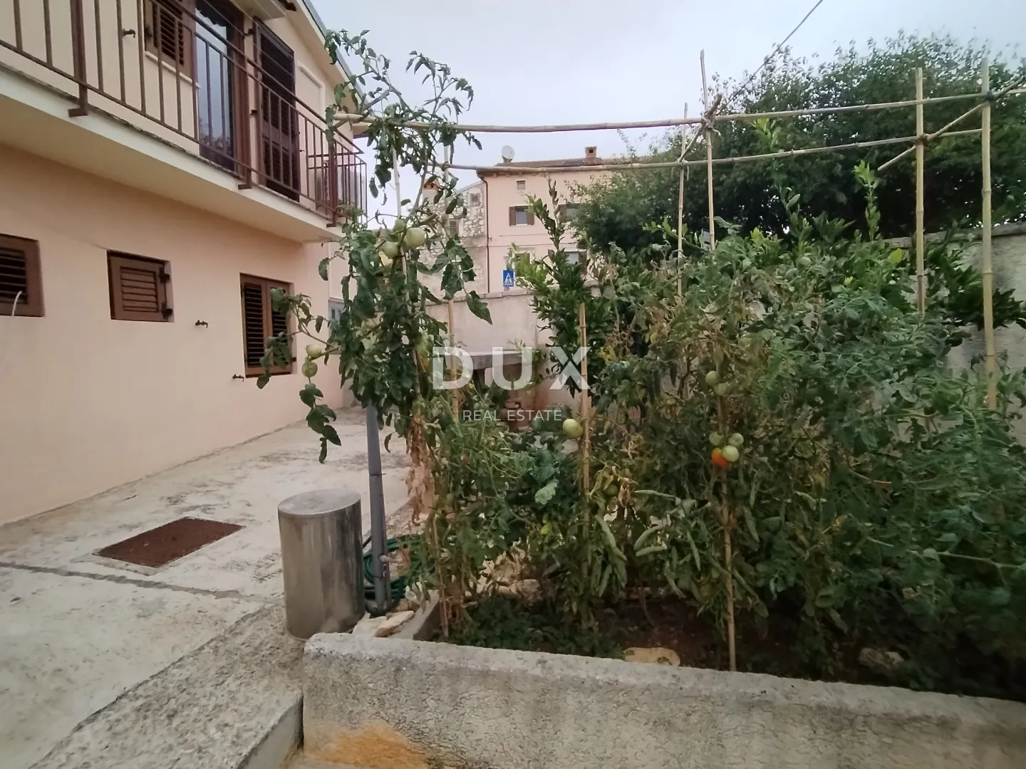 istra, pula - obiteljska kuća 90m2. prilika! - slika 9