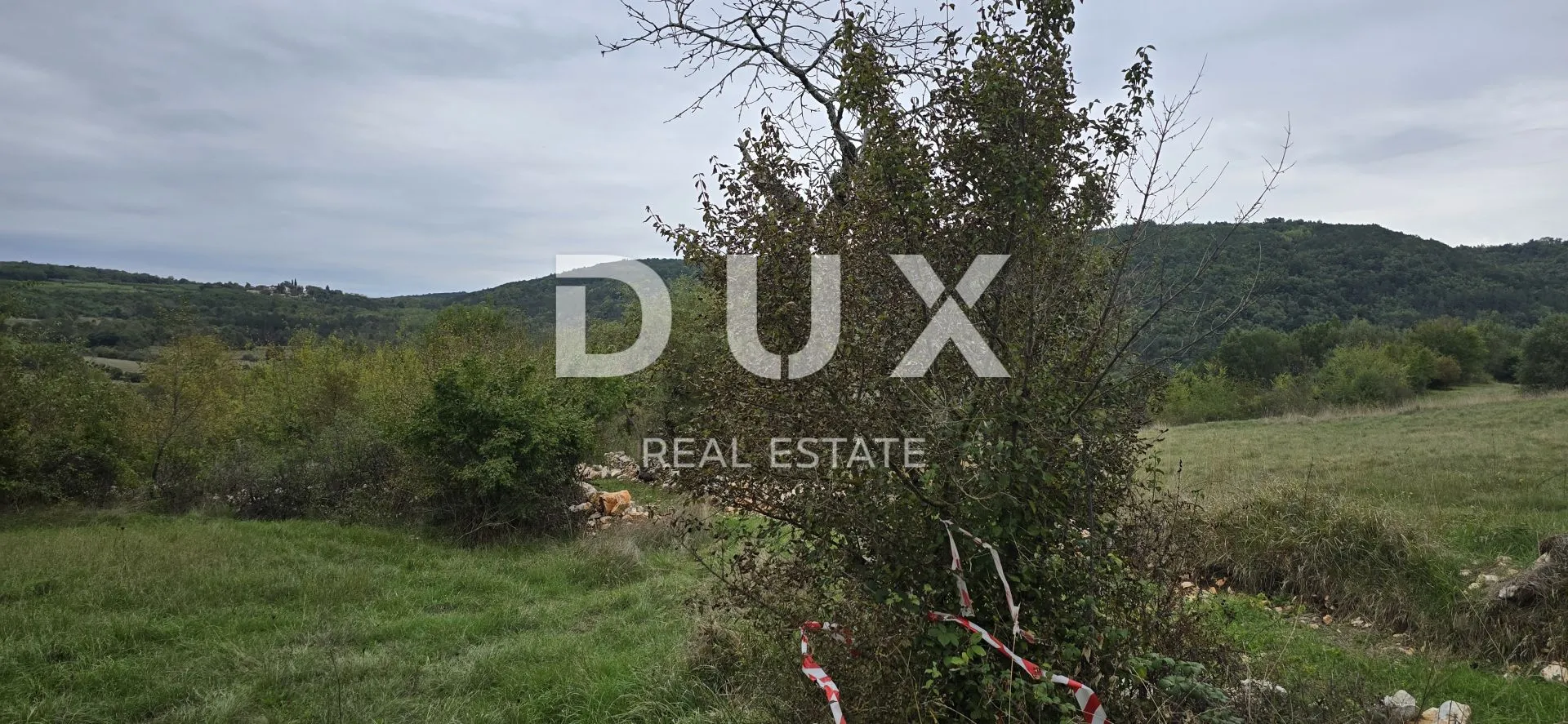 istra,grožnjan - građevinsko zemljište s panoramskim pogledom - slika 20