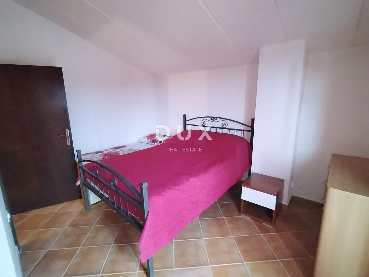 istra, pula - obiteljska kuća 90m2. prilika! - slika 7