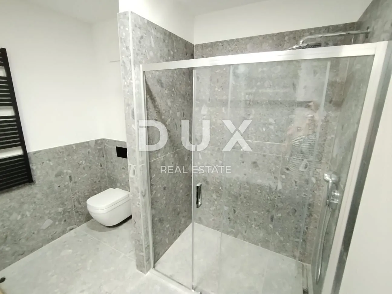 istra,pula -luksuzni smart home stan u centru 130 m2! - slika 27