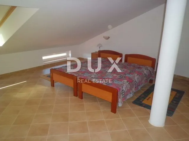 otok krk - ekskluzivna vila sa bazenom - slika 128