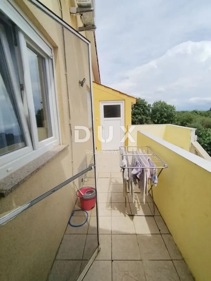istra,šišan - kuća sa dva stana i garažom! - slika 10