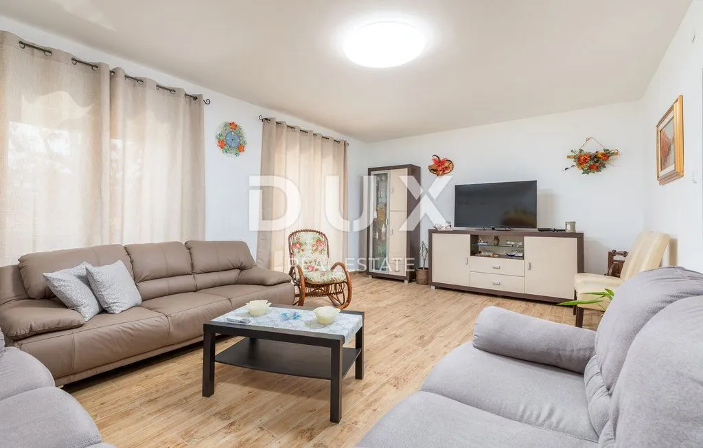 istra,fažana - kuća 450m od plaže! - slika 13