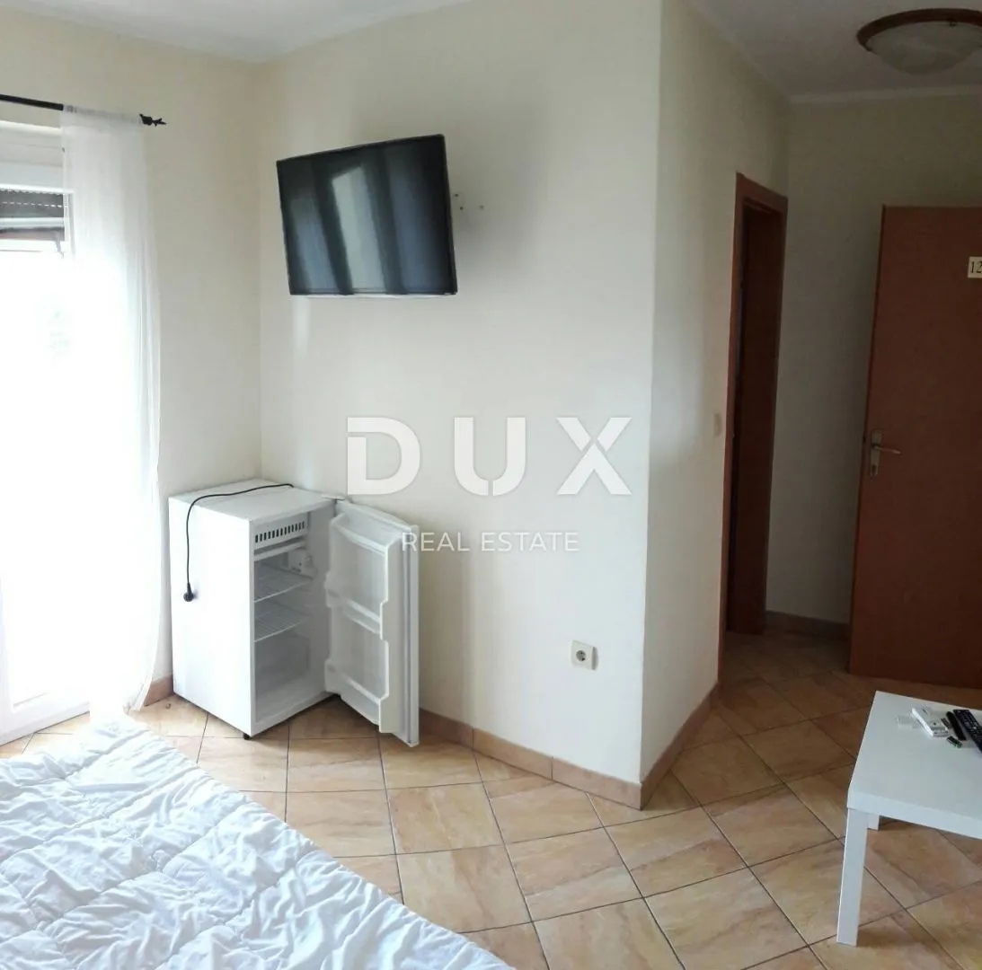 istra - medulin, kuća s više apartmana i bazenom 300 m od mora - slika 13
