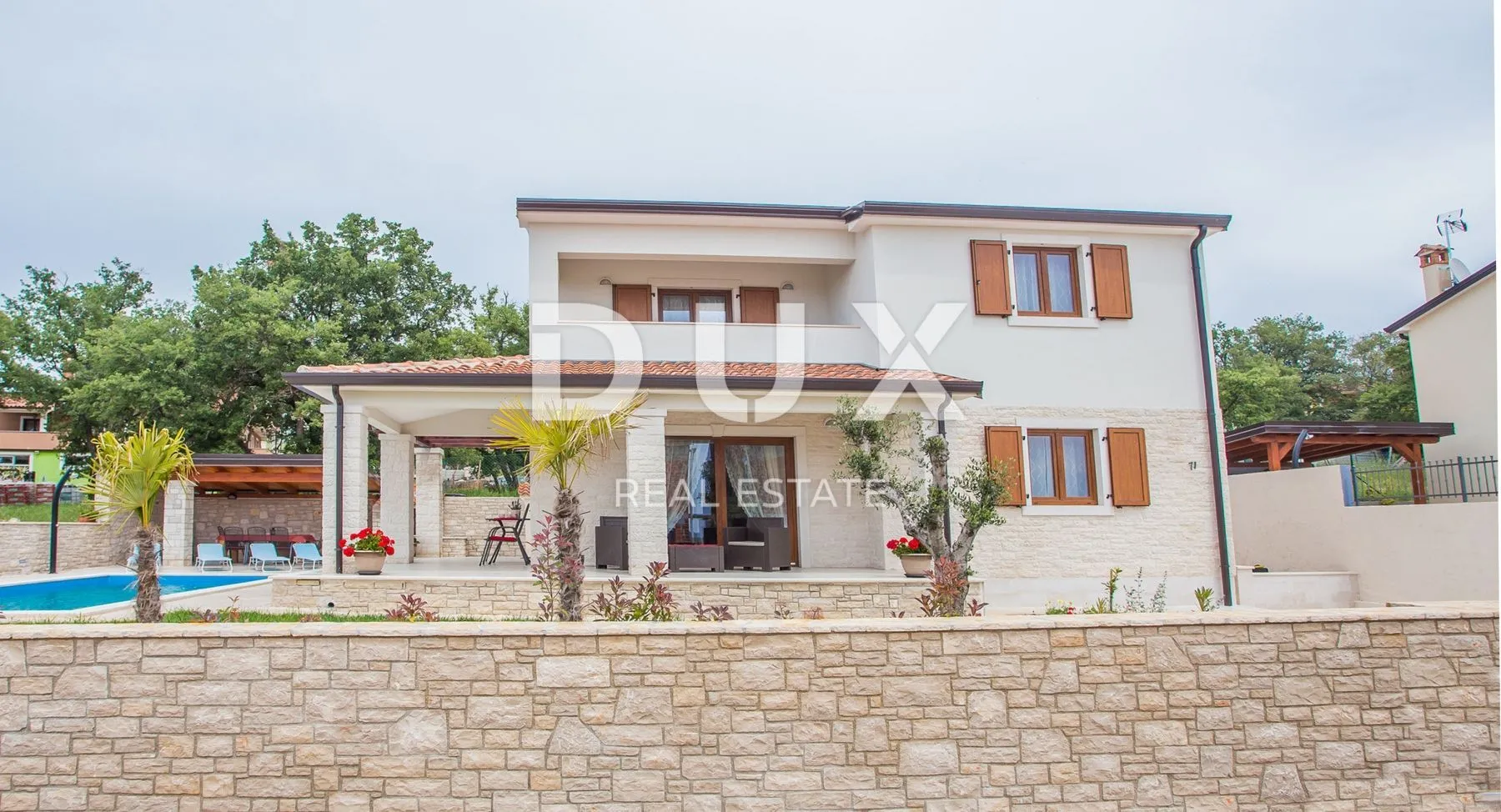 istra, poreč - kuća s bazenom nedaleko poreča - slika 2