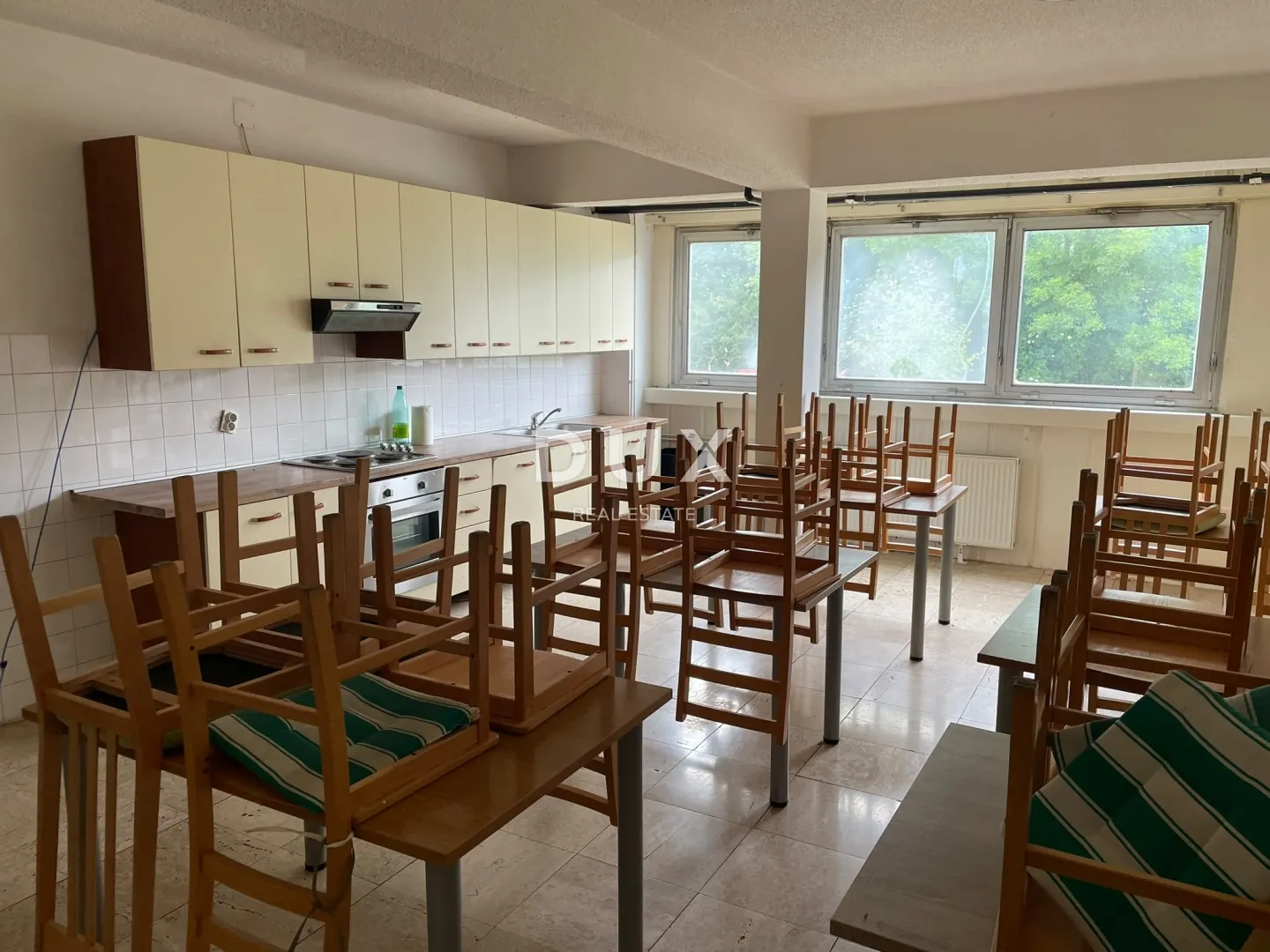 udbina, industrijska hala s trafostanicom, 3.524 m² - slika 7