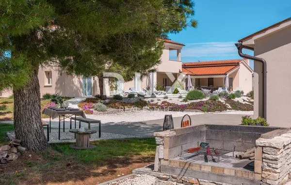 istra, vodnjan - predivna luksuzna vila s maslinikom - slika 54