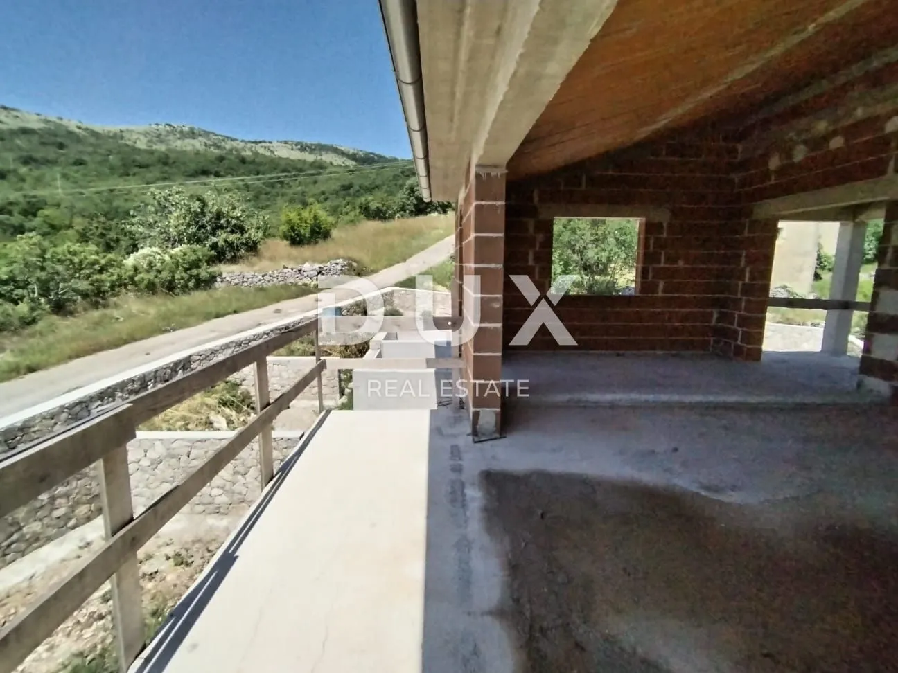 istra, labin - kuća u roh bau fazi - slika 16
