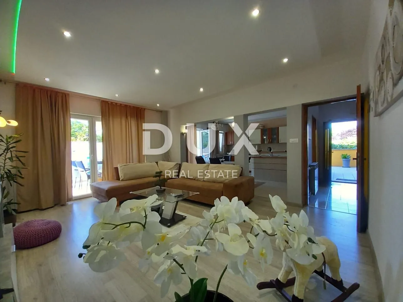 istra, labin - atraktivna apartmanska kuća s bazenom - slika 7