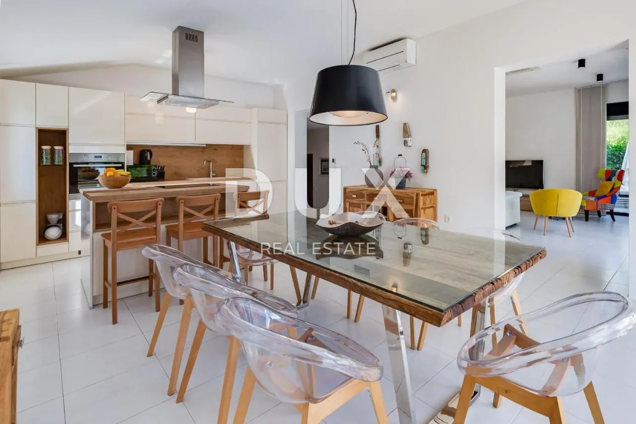 zadar, pridraga - luksuzna vila s bazenom u blizini mora - slika 7