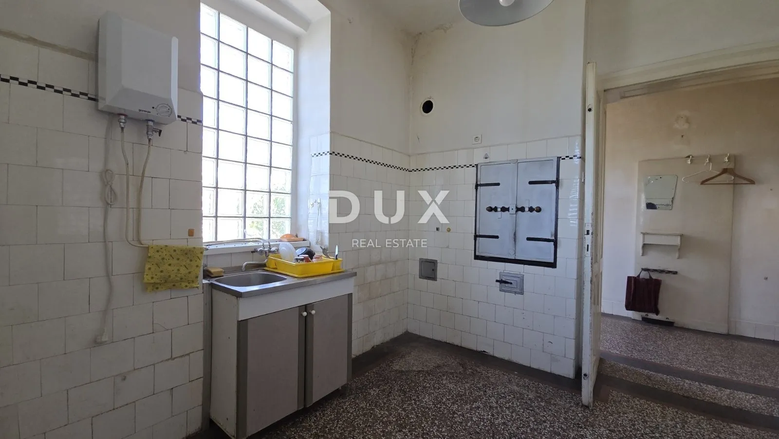 rijeka, sušak - 3s+db stan, 89m2, za adaptaciju! - slika 14