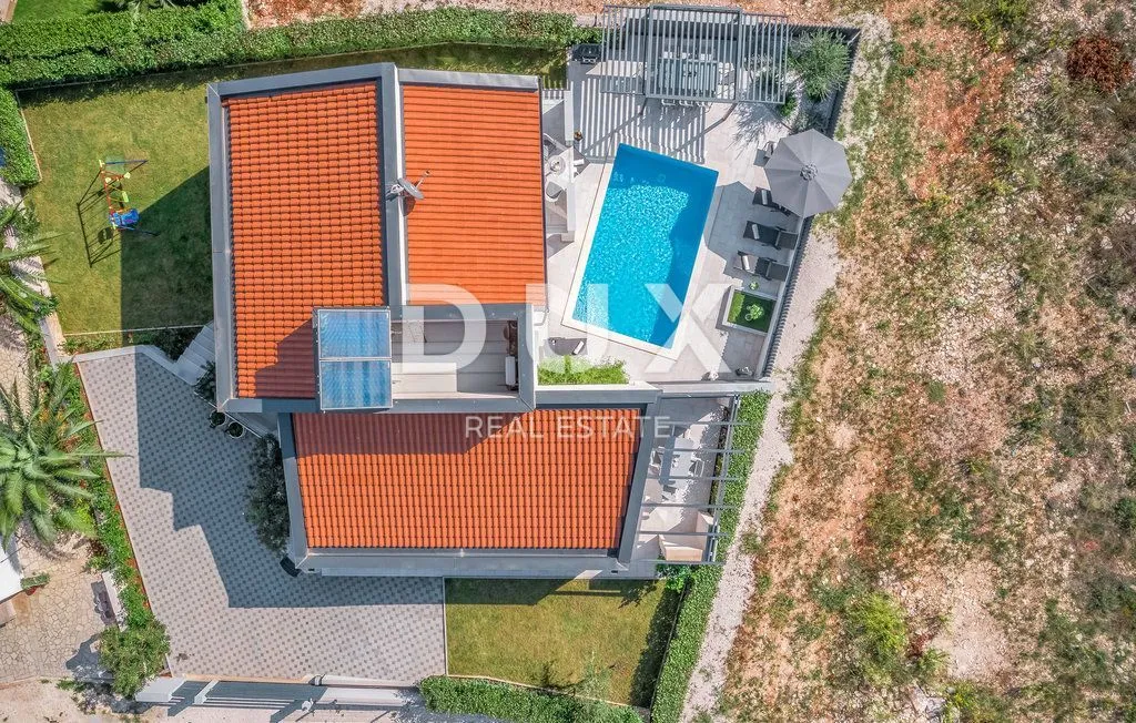 istra, medulin - kuća 150m od mora s predivnim pogledom na more - slika 2