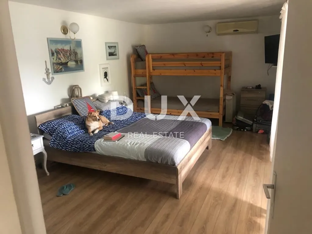 crikvenica, selce - prizemlje kuće s tri apartmana, 150 m od mora - slika 5