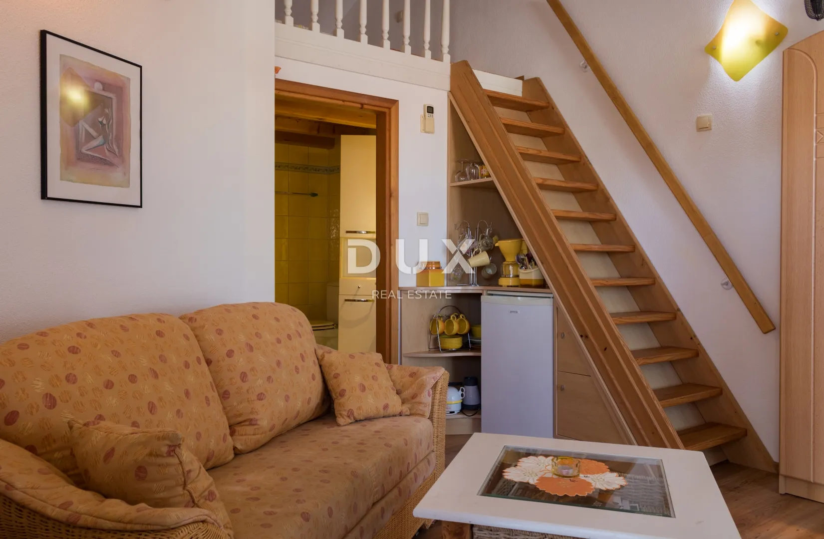 vodice, obrove, vila, 291,76 m2, tri etaže, dvorište - slika 26