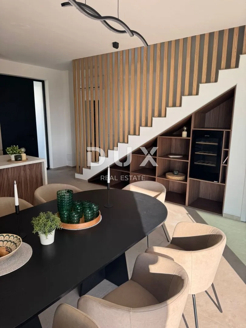 otok pag, kolan - vila 200m2 s bazenom + okoliš 400m2 - slika 18