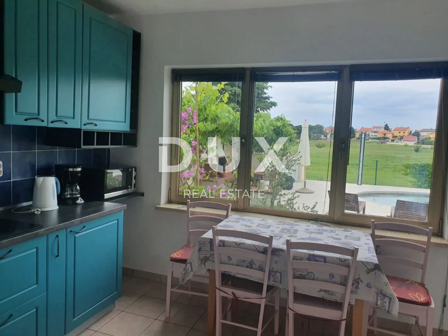istra, valbandon - kuća sa 7 apartmana! - slika 45