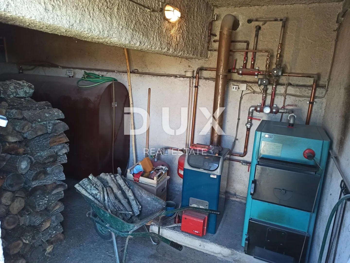 istra, svetvinčenat - obiteljska kuća s dva apartmana - slika 76