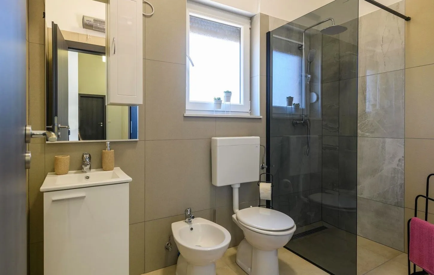 istra, labin - elegantna novogradnja s bazenom - slika 30