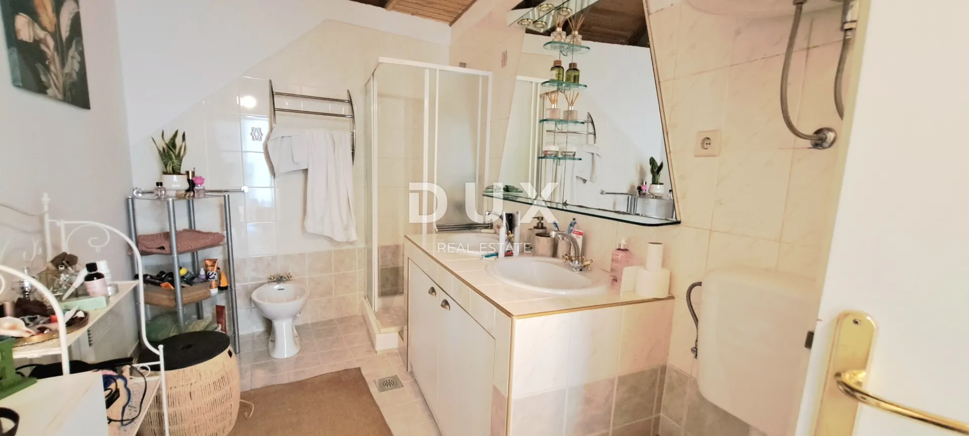 grižane, kamena kuća 140 m2 m, s parkirnim mjestom - slika 37
