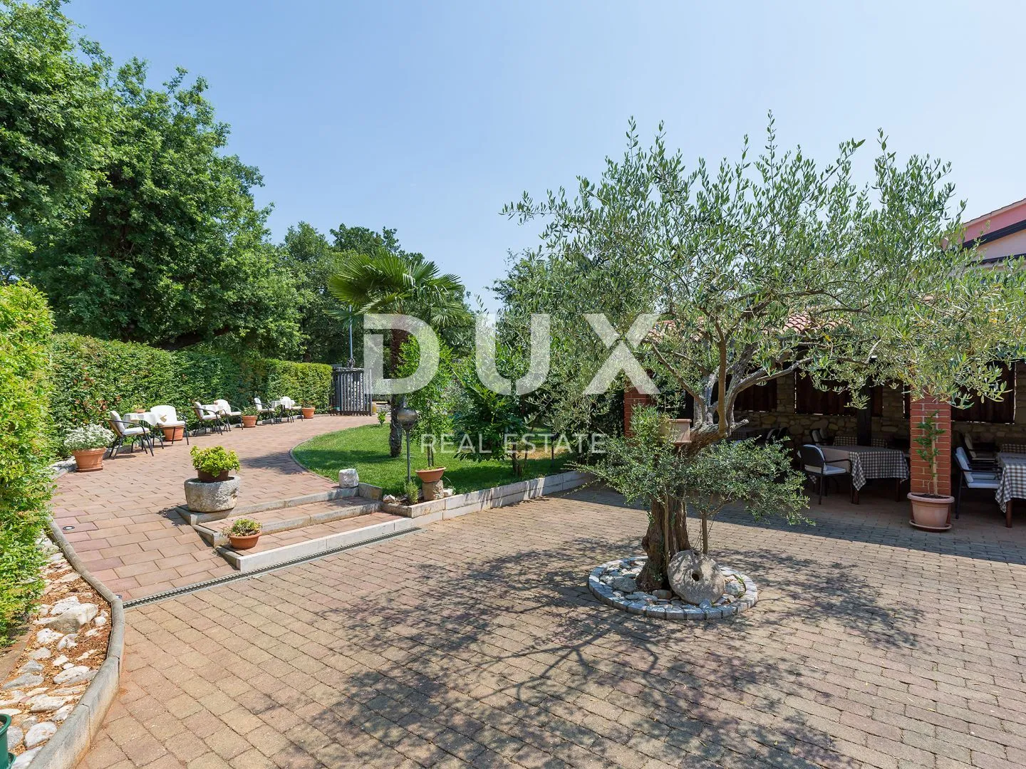 istra, novigrad - atraktivni restoran i pansion s uhodanim poslom - slika 34