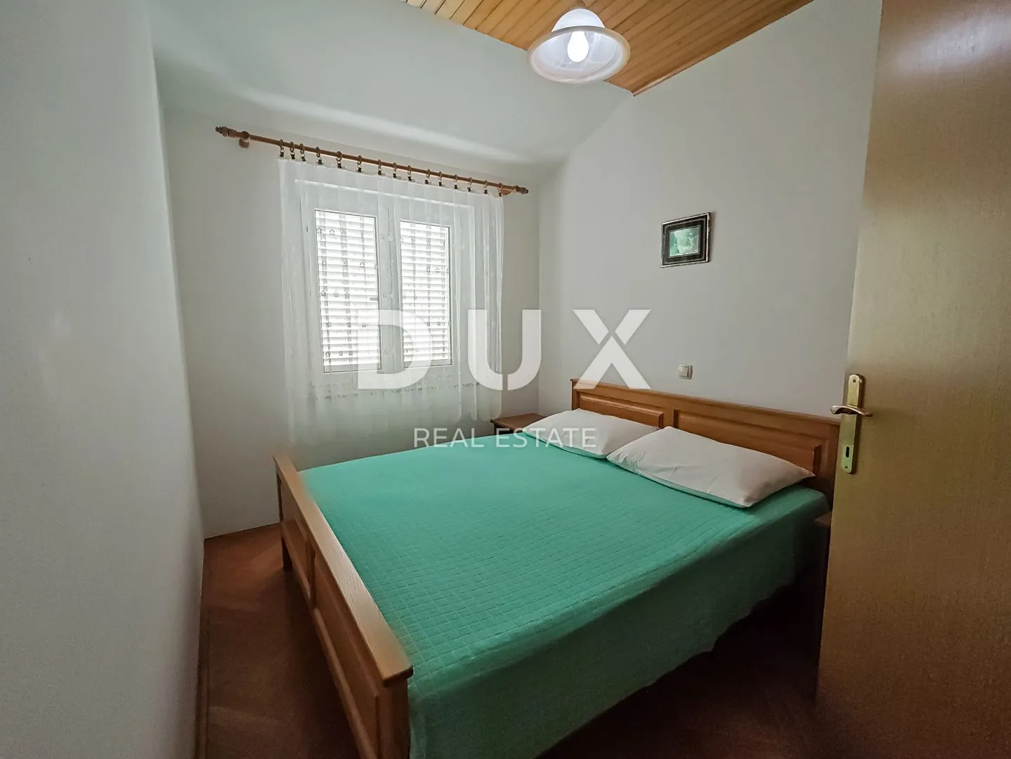 otok krk, baška - dvojna kuća u centru - slika 18