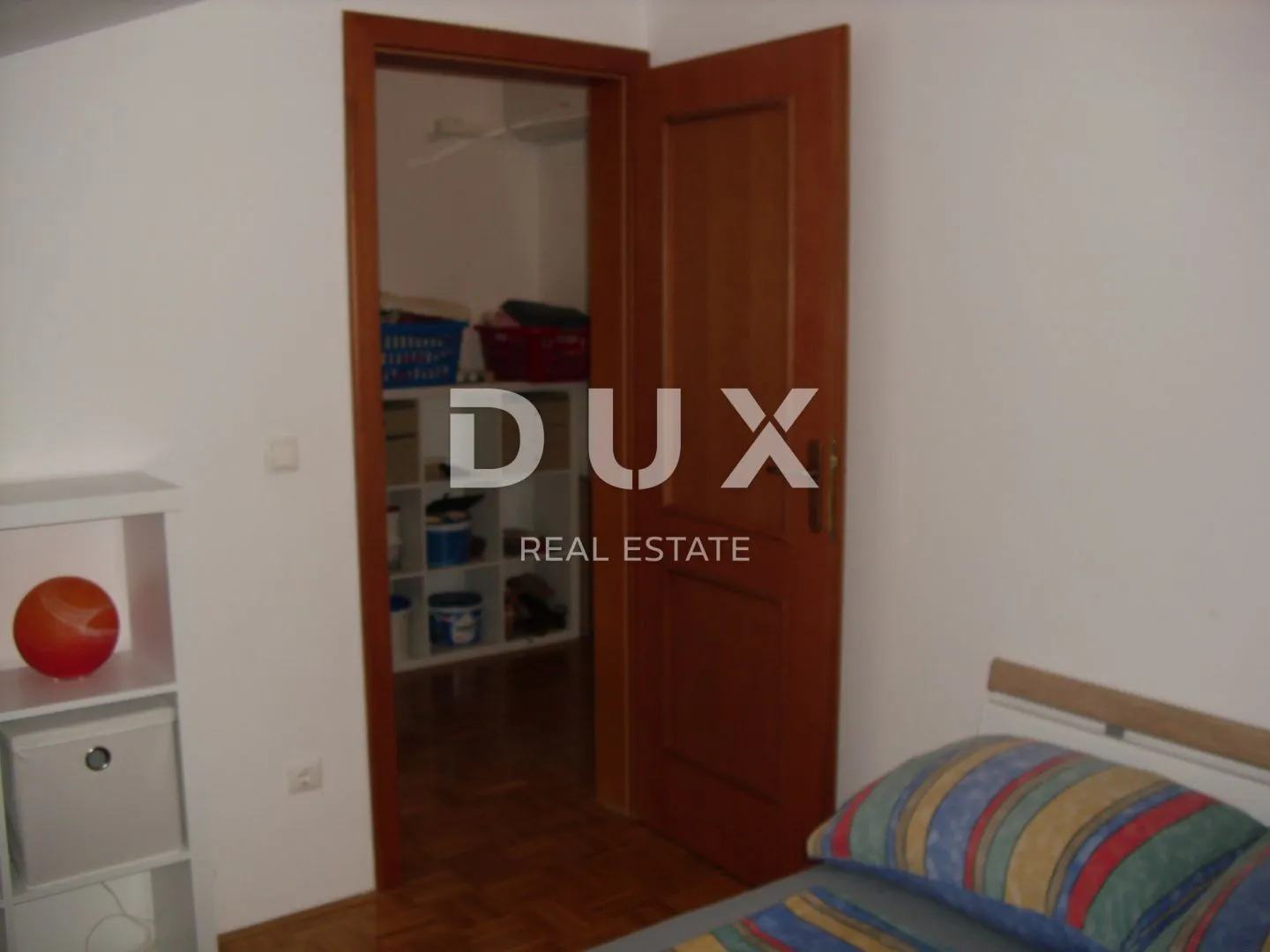 otok krk, grad krk - dvoetažni apartman 4s+db - slika 21