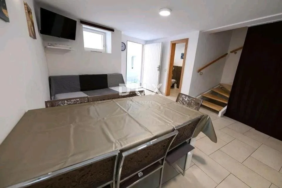 šibenik, vodice – renovirana kuća 200 m od mora - slika 16