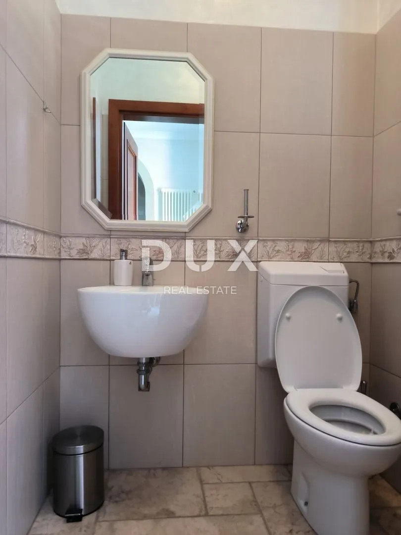 istra, umag - raskošna vila prvi red do mora! - slika 64