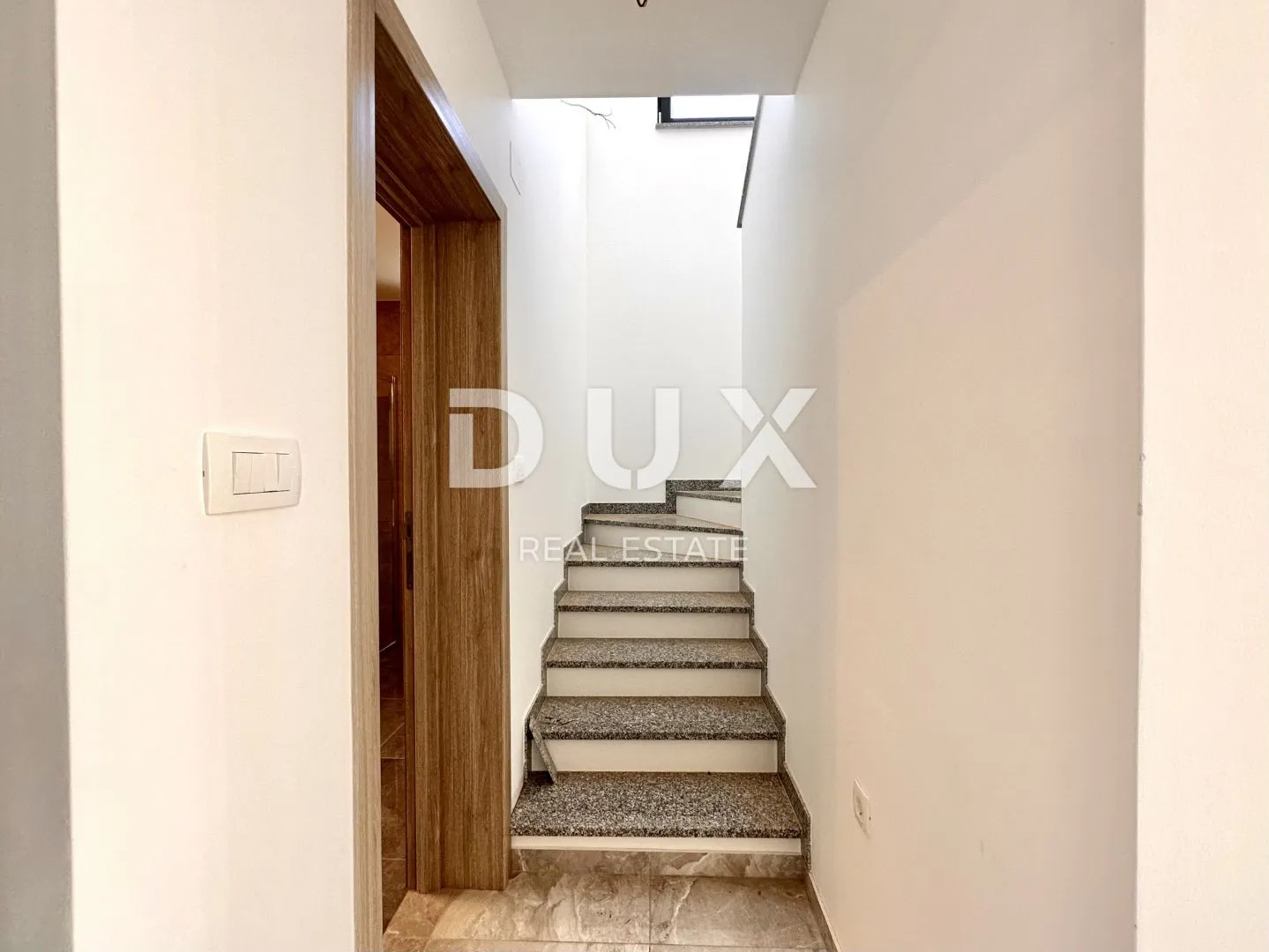 kvarner, crikvenica, dvoetažni apartman, 101 m2, pogled na more - slika 13