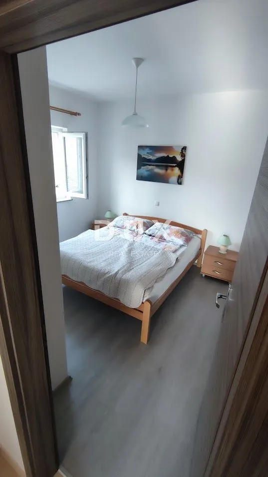 otok krk, baška - dvojna kuća sa dva apartmana - slika 39