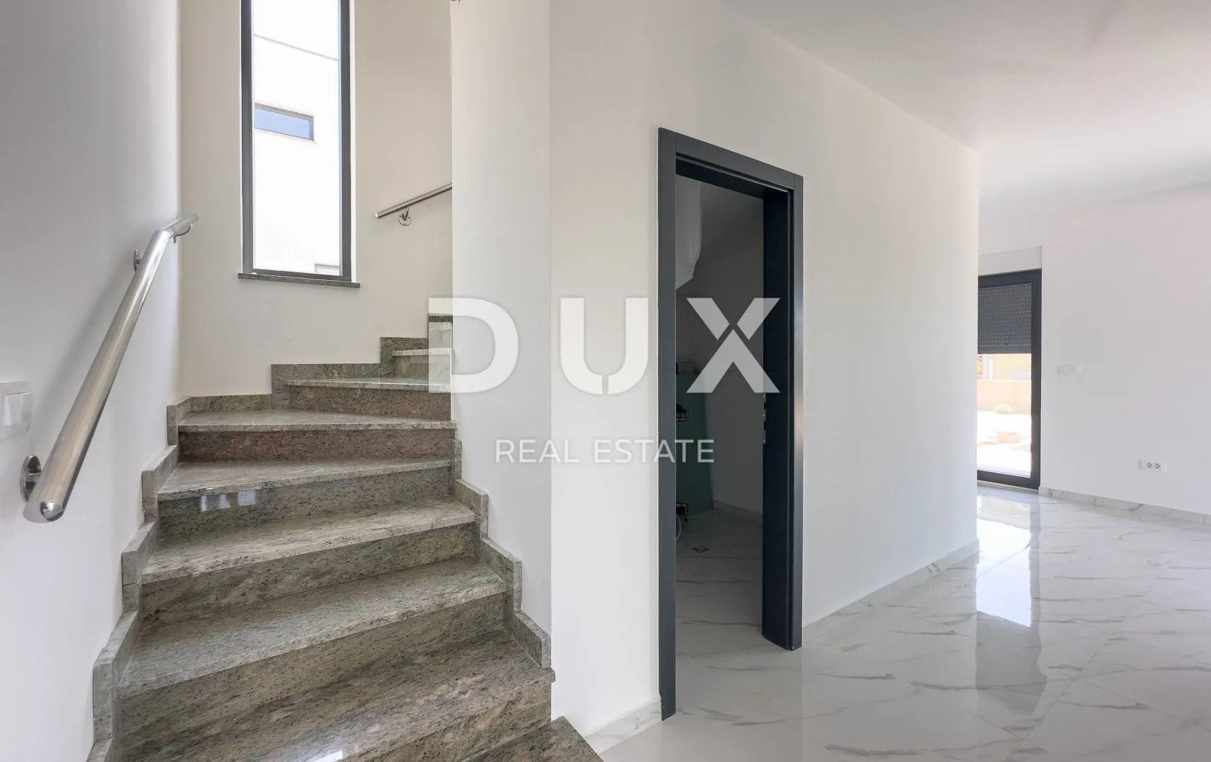 otok krk, grad krk (okolica) - moderna luksuzna vila s bazenom i pogledom na more - slika 18