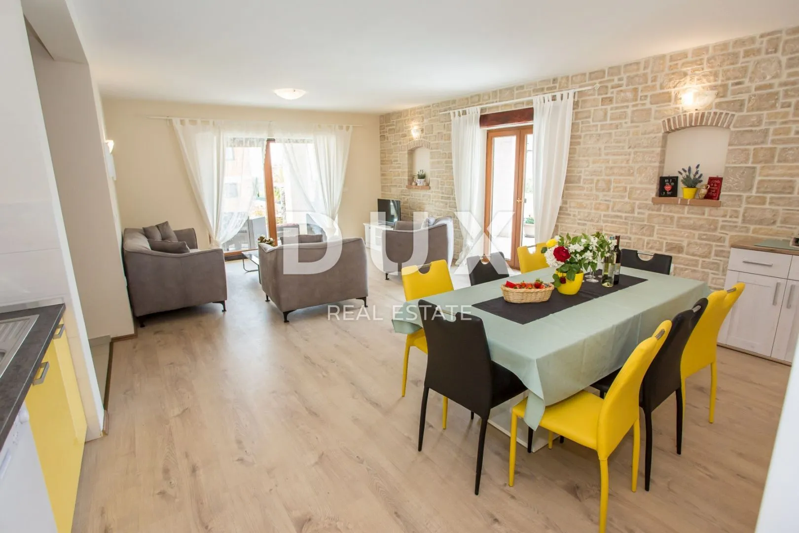 istra, poreč - kuća s bazenom nedaleko poreča - slika 5