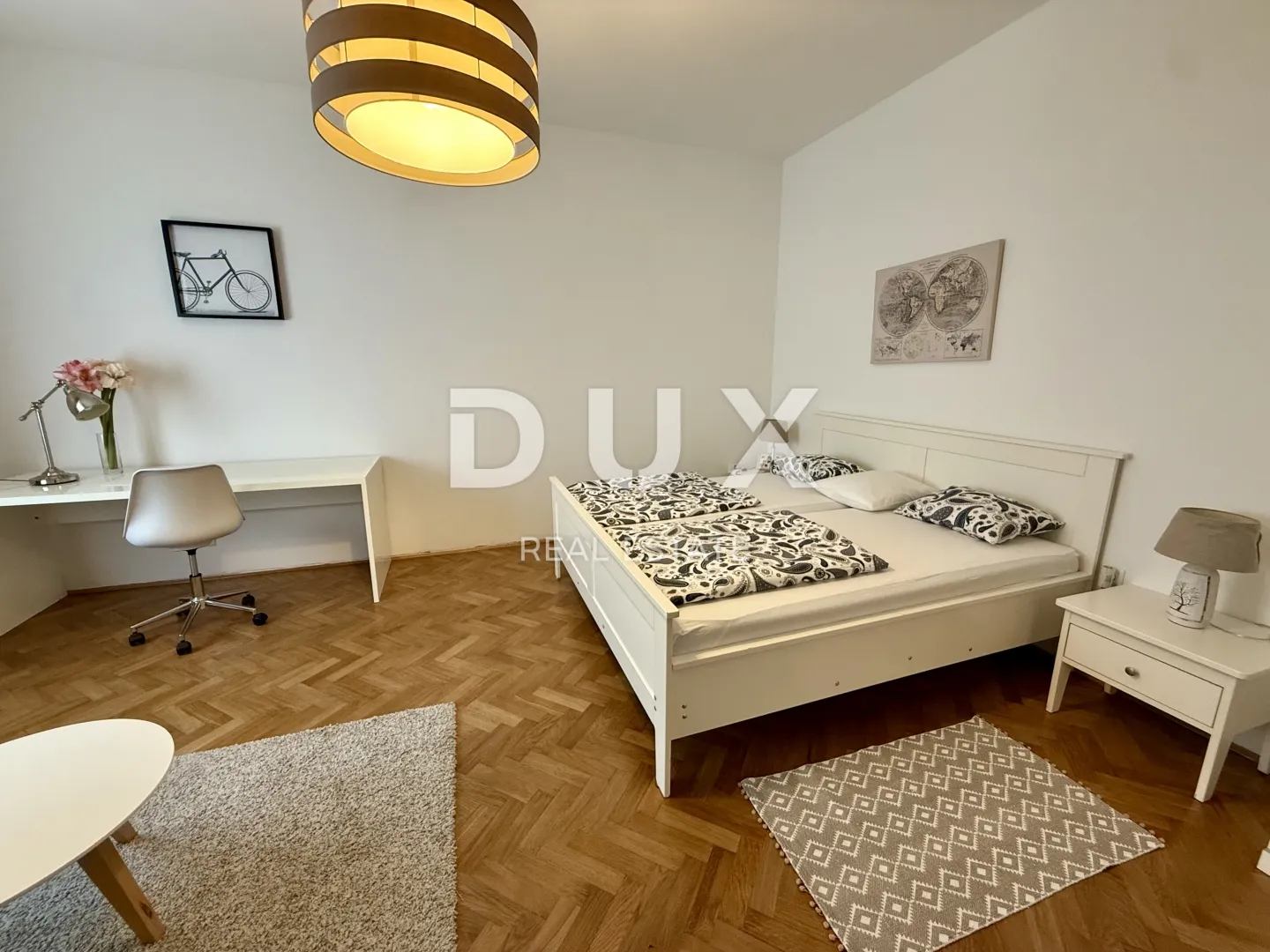 zagreb, centar - dvoetažni stan s tri apartmana i odličnim prihodima! - slika 9