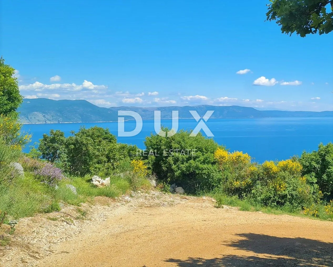 istra, rabac - zemljište uz more - slika 3