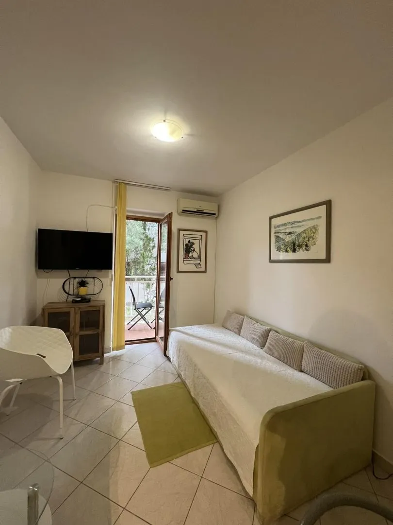 istra,rabac - dva apartmana na odličnoj lokaciji - slika 10
