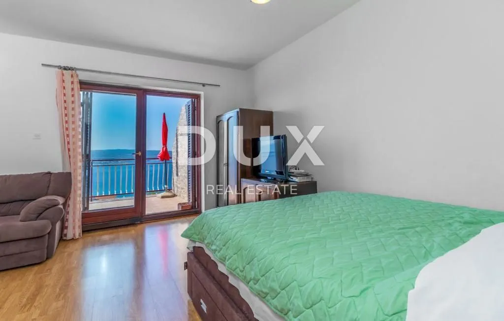 crikvenica - kuća s više apartmana i pogledom na more - slika 22
