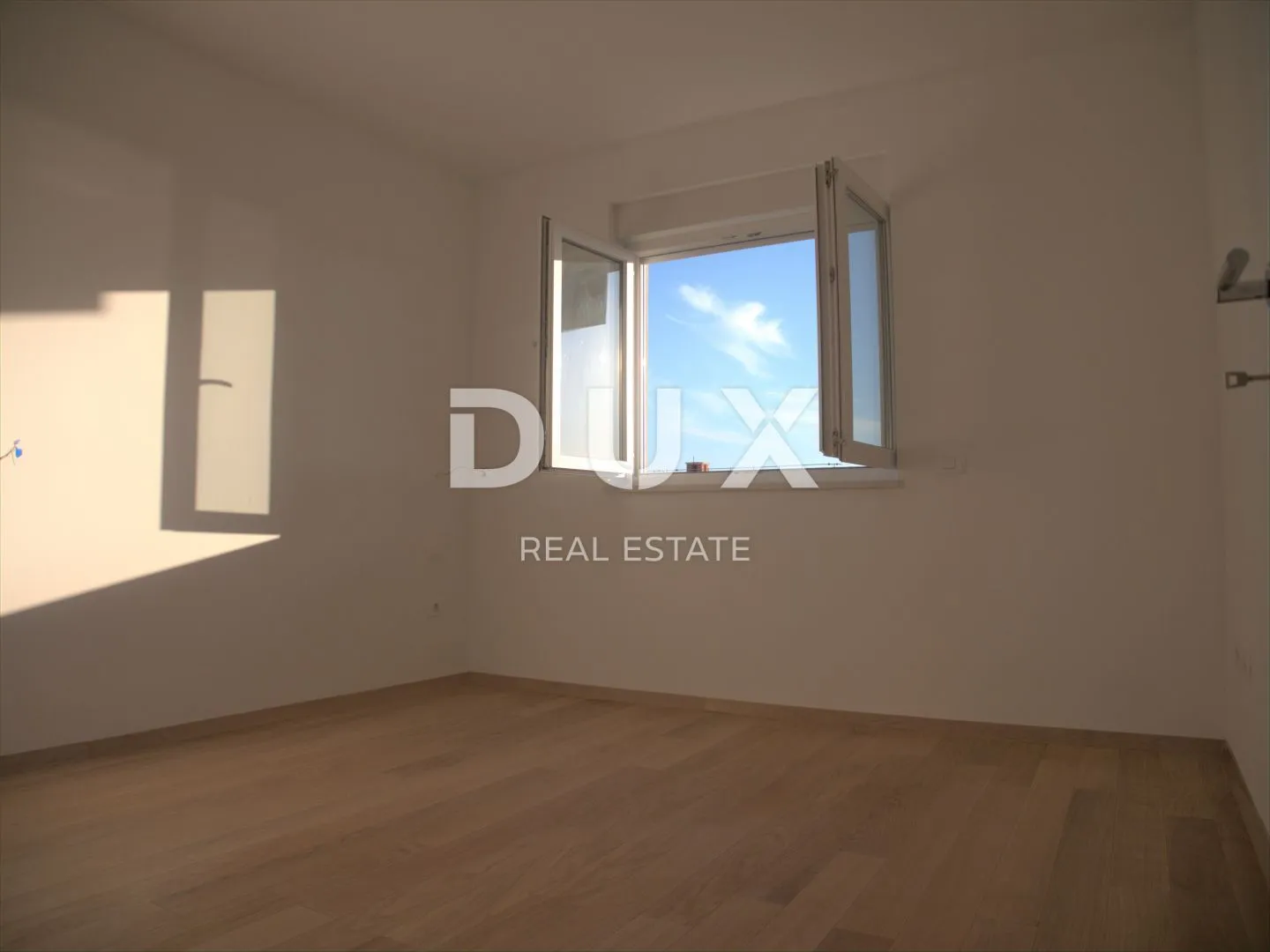 zadar, mocire - penthouse na traženoj lokaciji - slika 18