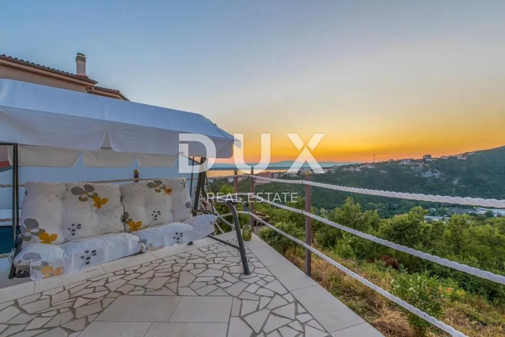 crikvenica- prekrasna villa s 3 apartmana i bazenom - slika 7