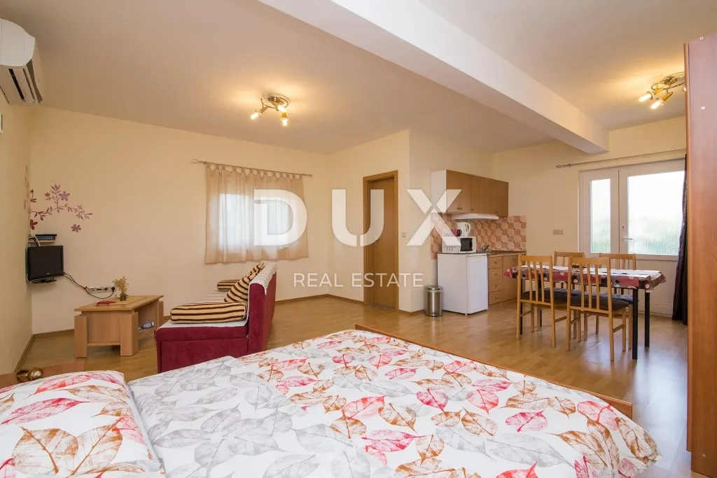 biograd na moru - ekskluzivna prilika – kuća s 4 apartmana i prostranim stanom – centar! - slika 17