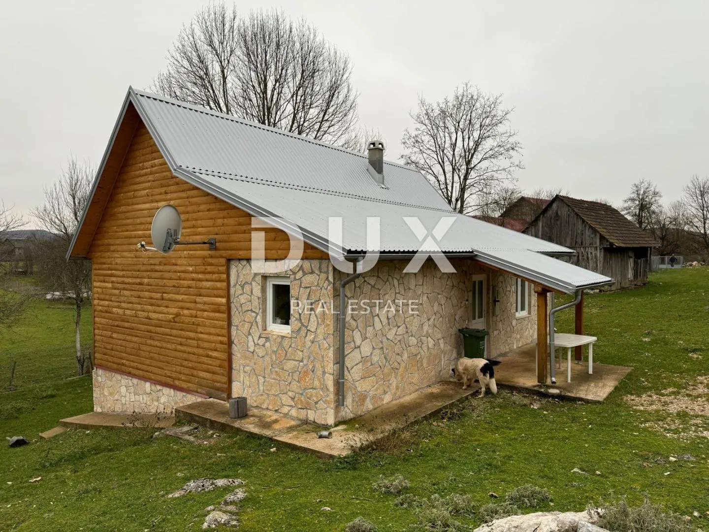 perušić, studenci - predivna kuća za odmor za 50.000m2 zemljišta - slika 2