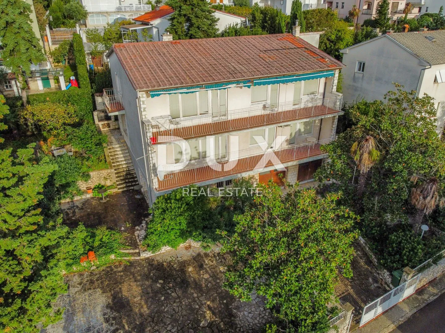 crikvenica, selce - veća kuća s okućnicom 200 metara od mora s pogledom na more - slika 5