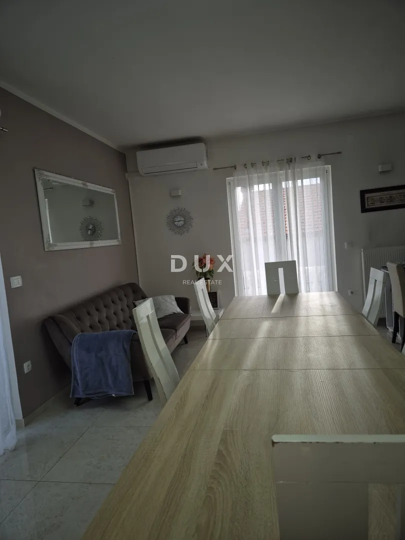 zadar, zemunik - prilika! renovirana obiteljska kuća - slika 20