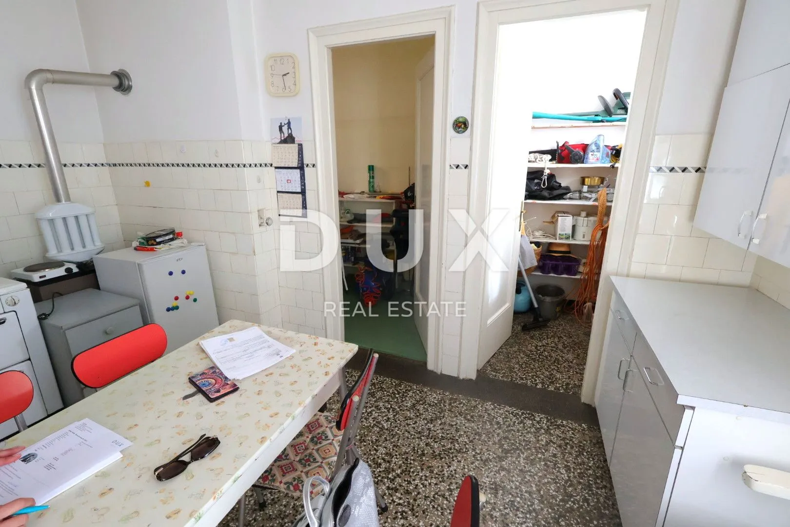 rijeka, pećine - samostojeća vila s pogledom na more - slika 56
