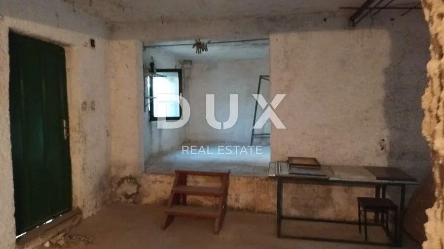 sveti filip i jakov, sikovo - prizemlje sa okućnicom za adaptaciju - slika 12