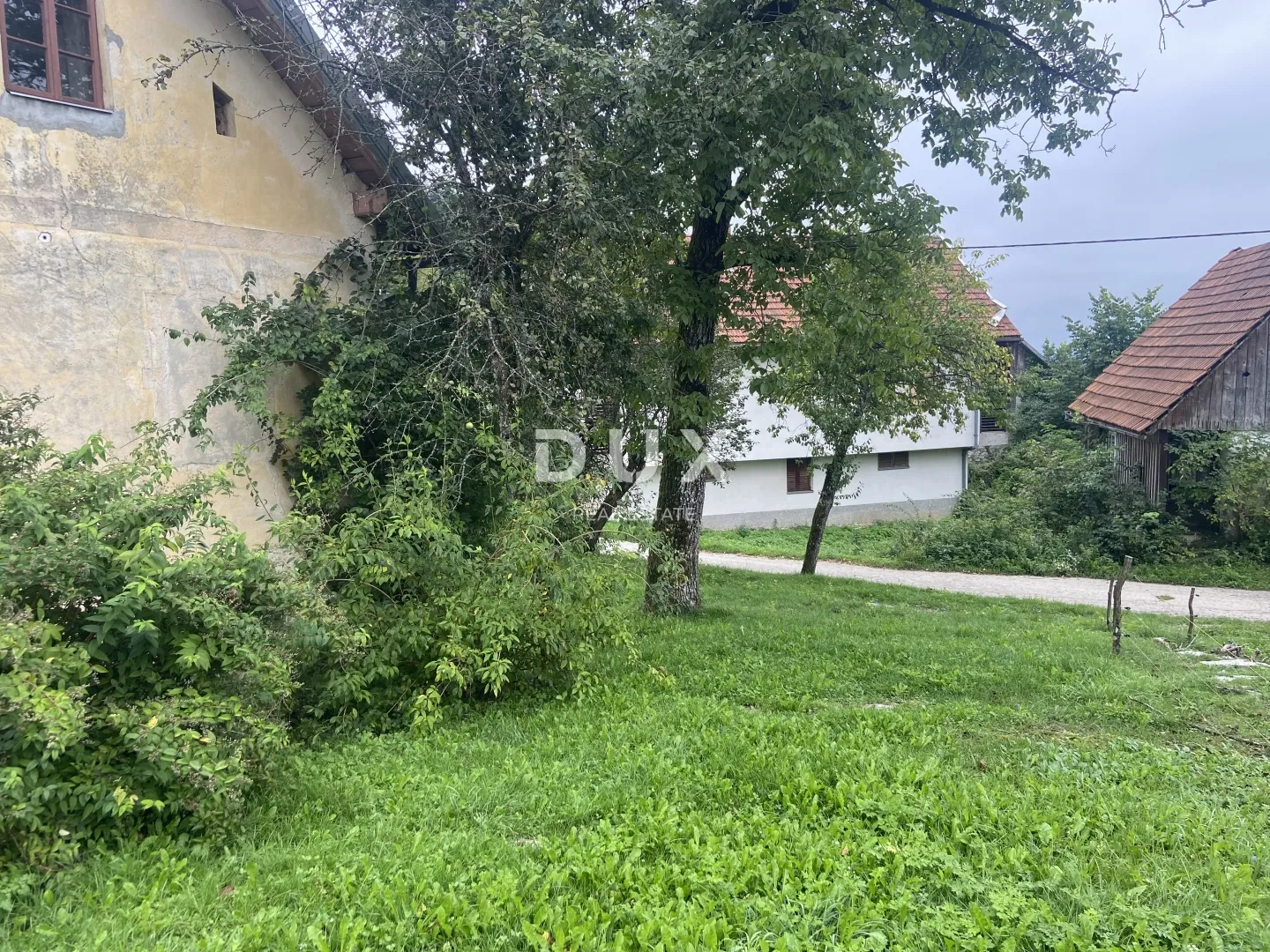 gorski kotar, moravice - uređena kuća s okućnicom - slika 5