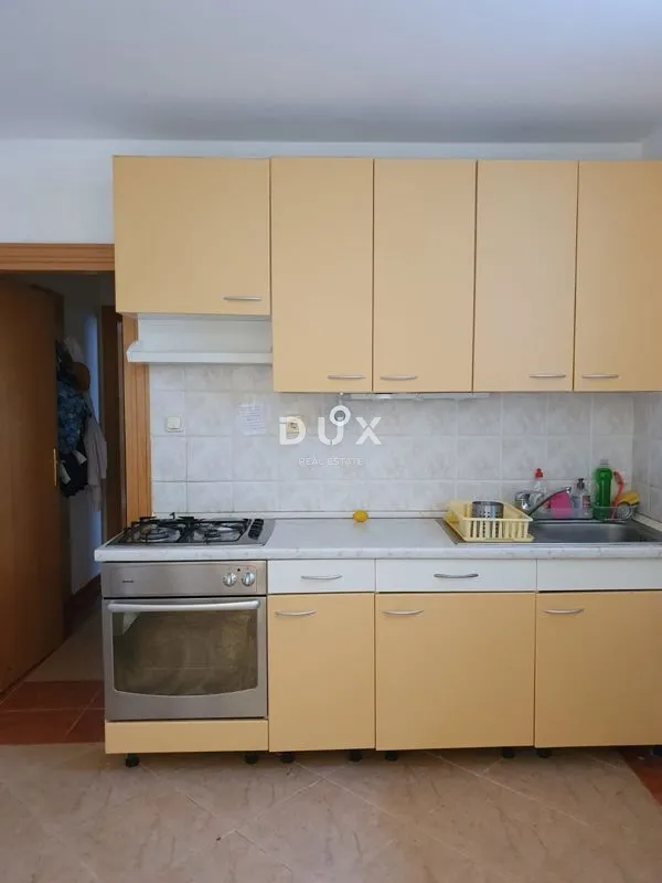 crikvenica - 1s+db s terasom i vrtom - slika 4